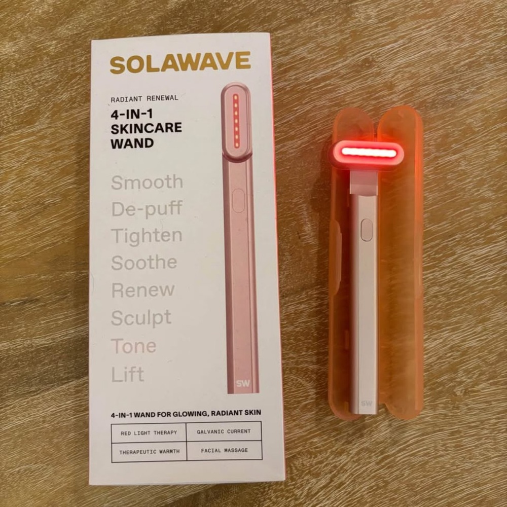 Solawave Radiant Renewal 4-in-1 Skincare Wand